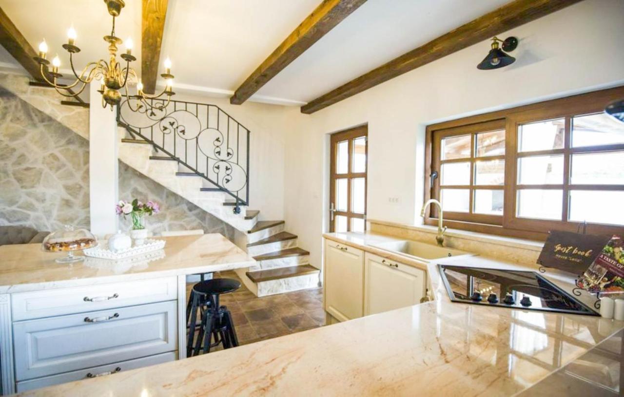 Вілла House For Rent Leila Шибеник Екстер'єр фото
