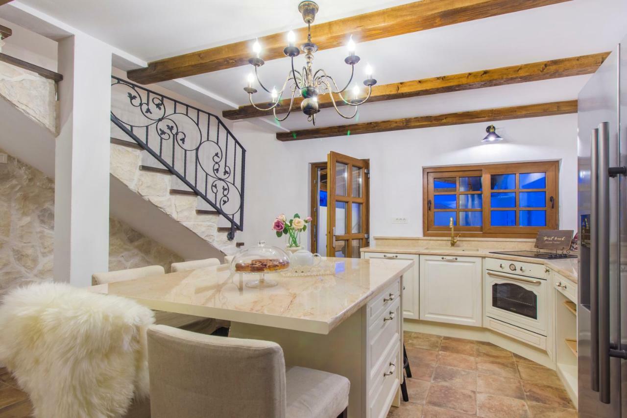 Вілла House For Rent Leila Шибеник Екстер'єр фото