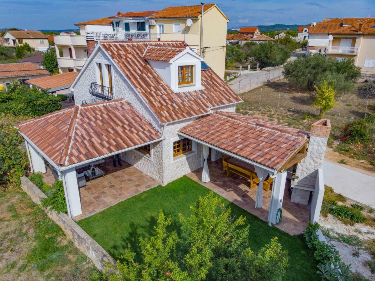 Вілла House For Rent Leila Шибеник Екстер'єр фото